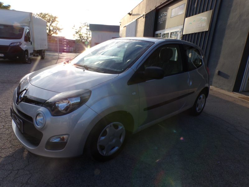 RENAULT TWINGO II 2014