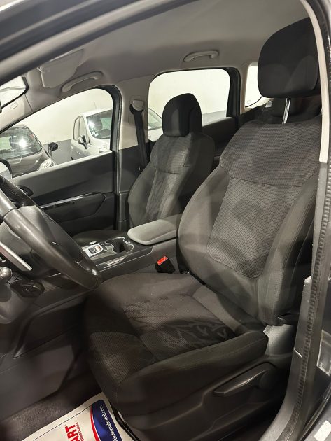 PEUGEOT 3008 Monospace 1.6 HDi 114cv