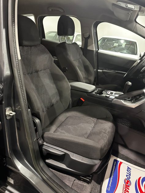 PEUGEOT 3008 Monospace 1.6 HDi 114cv