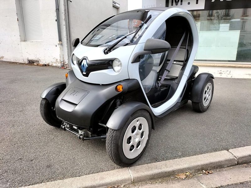 RENAULT TWIZY 45 2015