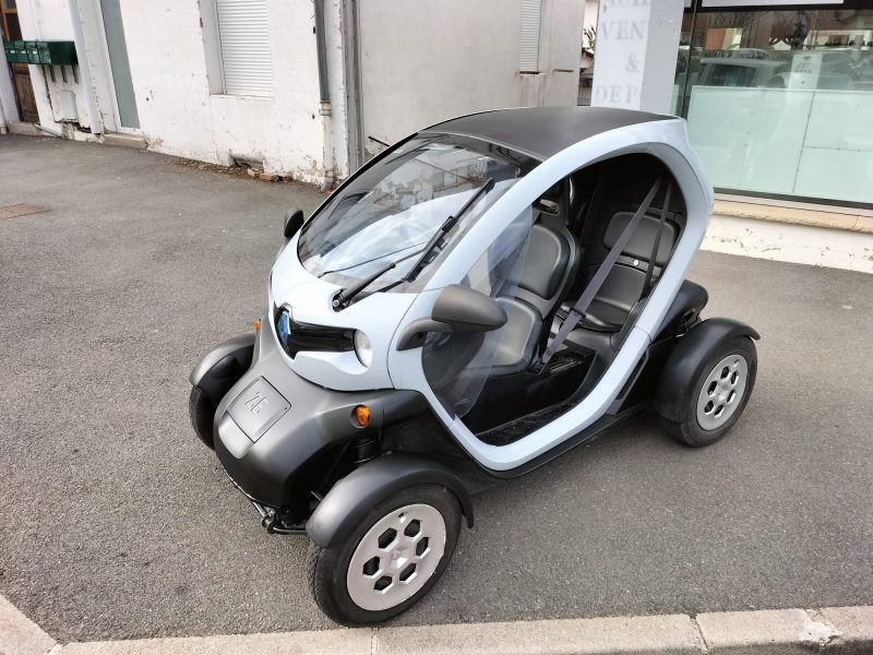 RENAULT TWIZY 45 2015