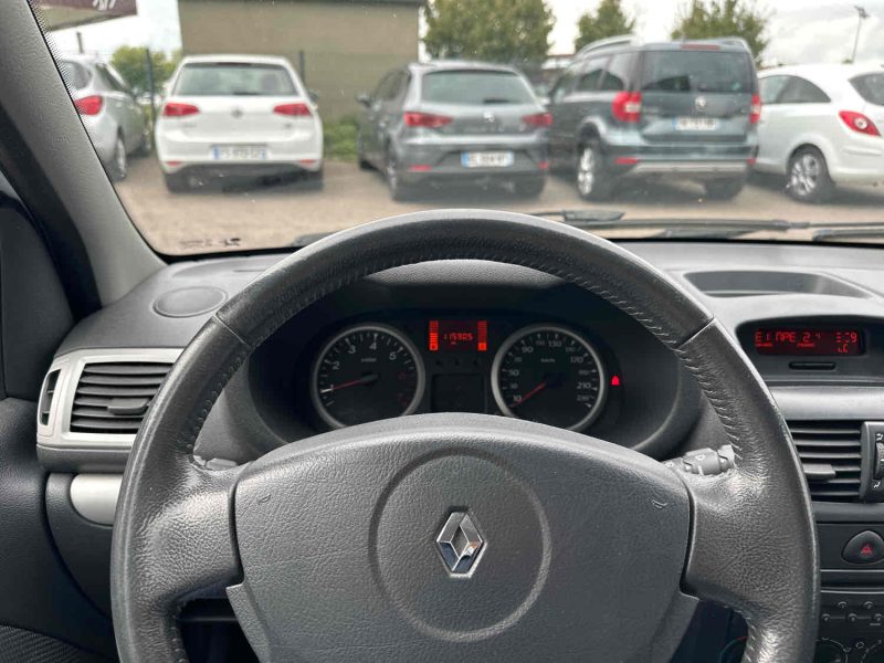 RENAULT CLIO 2010