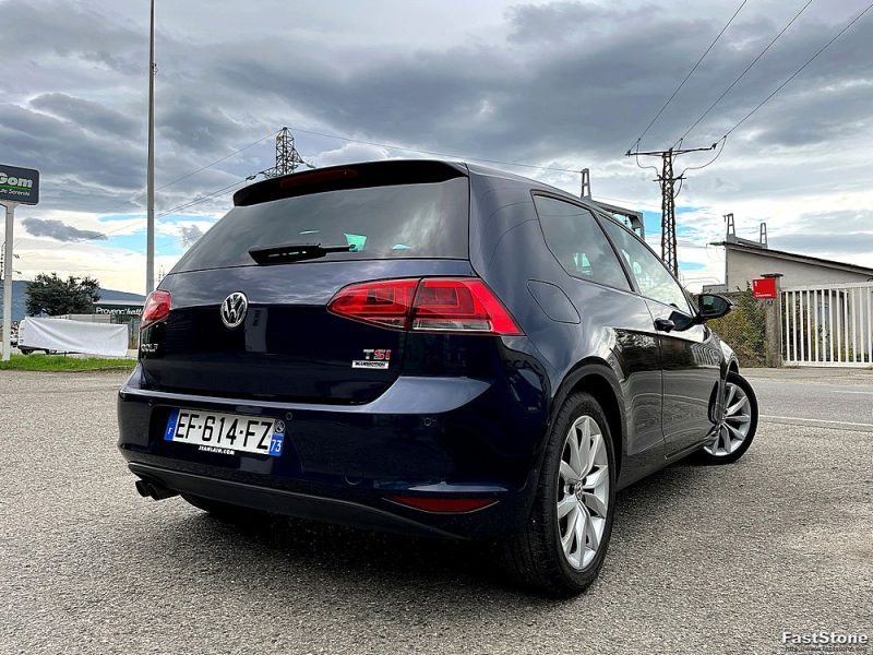 VOLKSWAGEN GOLF 2016