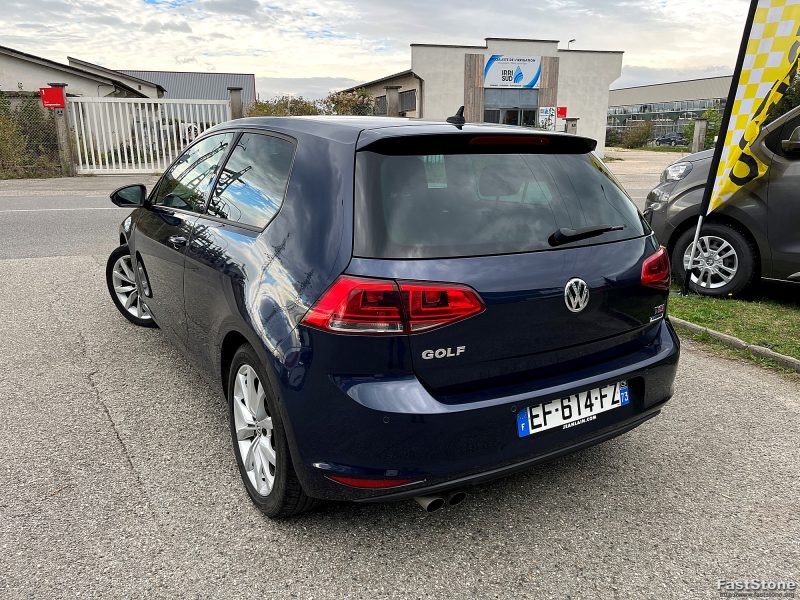 VOLKSWAGEN GOLF 2016