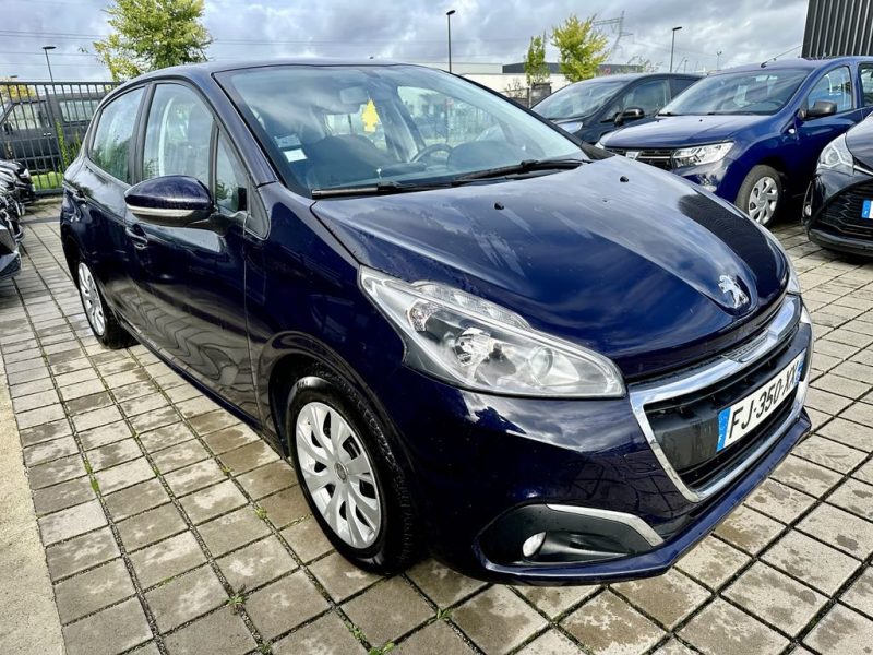 PEUGEOT 208 1.5 BlueHDI 100CH Pack Allure 