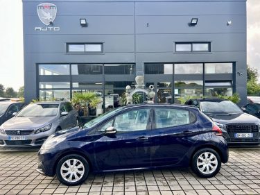 PEUGEOT 208 1.5 BlueHDI 100CH Pack Allure 