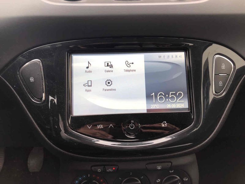 OPEL CORSA E 2014