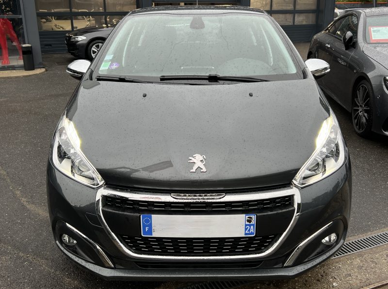 PEUGEOT 208 PHASE 2 ALLURE 1.2 110 BOITE AUTOMATIQUE GPS APPLE & ANDROID 23 700 kms - GARANTIE 1 AN