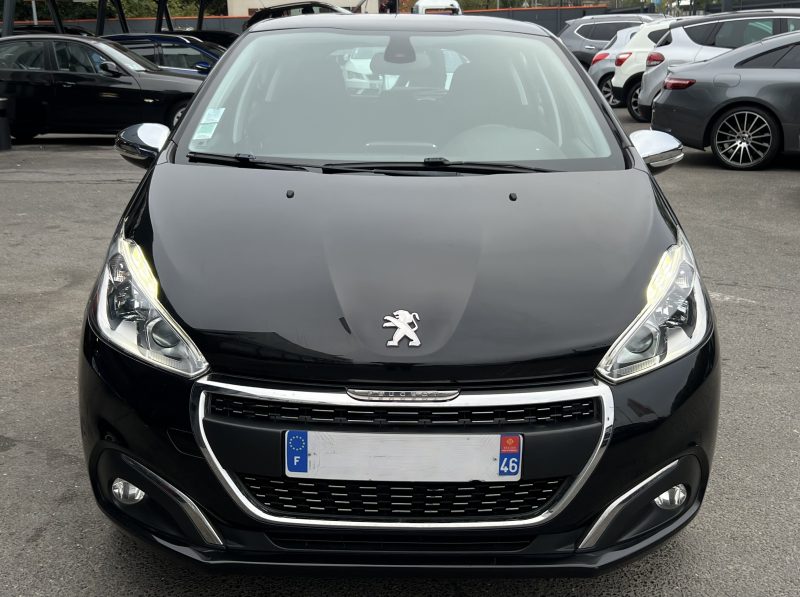 PEUGEOT 208 PHASE 2 ALLURE 1.2 82 Cv APPLE & ANDROID BLUETOOTH REGULATEUR GPS - GARANTIE 1 AN