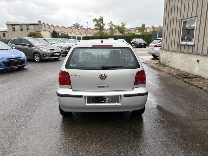 VOLKSWAGEN POLO 2000