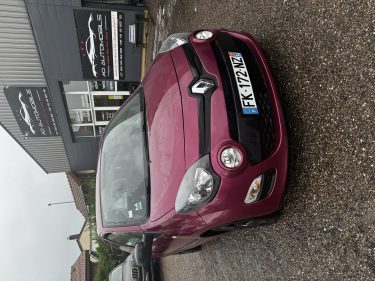 RENAULT TWINGO II 2013