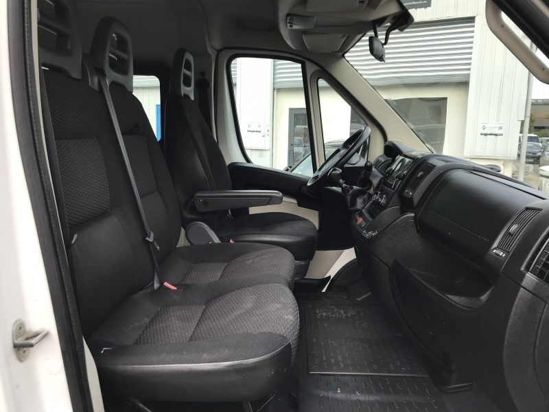 PEUGEOT BOXER COMBI - 9 PLACES - L1H1 - 2.2 HDi 110cv  ACCESS - GARANTIE 6 MOIS