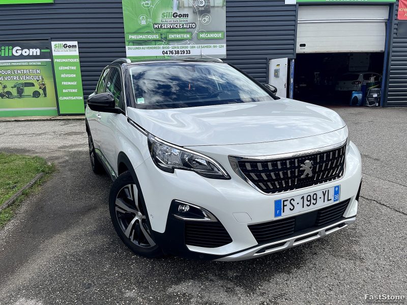 PEUGEOT 3008 2020