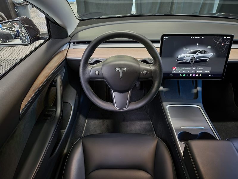 TESLA MODEL 3 STANDARD RANGE PLUS 283 CV PROPULSION