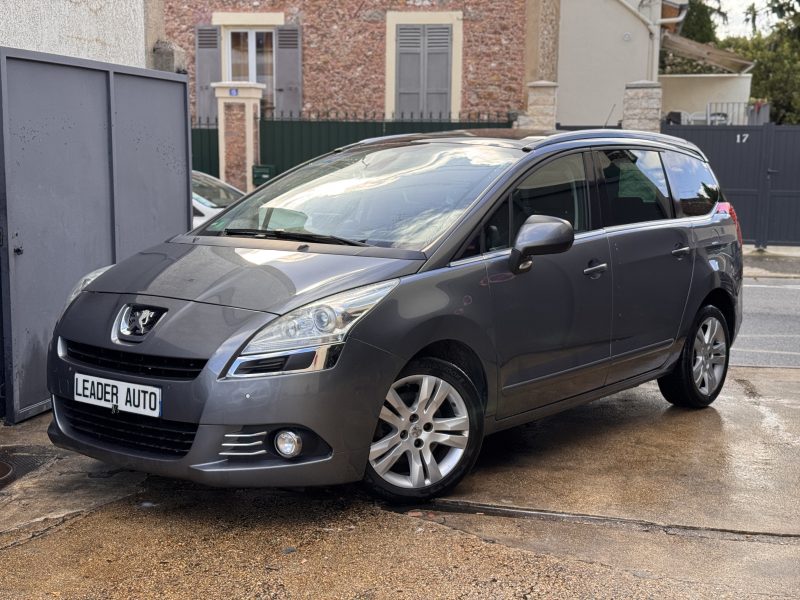 PEUGEOT 5008 2.0 HDI 7 places