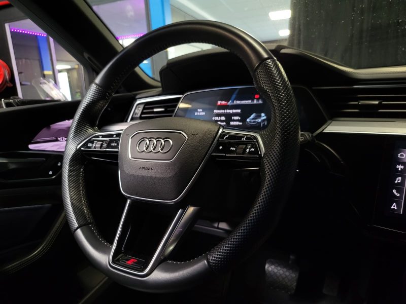 AUDI E-TRON 55 QUATTRO 408cv S LINE / ENTRETIEN COMPLET AUDI+CAMERA 360°+RETROVISEUR CAMERA+SIEGES E