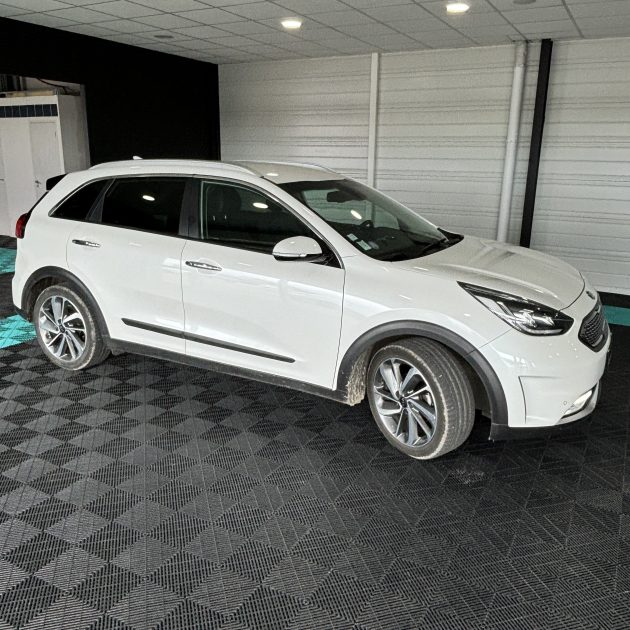 KIA NIRO 1.6 GDI PLUG-IN HYBRID PREMIUM DCT6