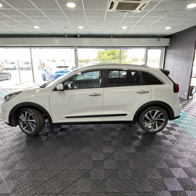 KIA NIRO 1.6 GDI PLUG-IN HYBRID PREMIUM DCT6