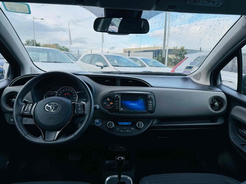 TOYOTA YARIS 1.5 BUSINESS