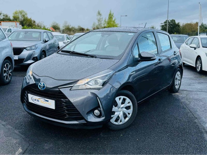 TOYOTA YARIS 1.5 BUSINESS