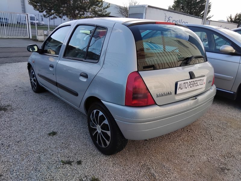 RENAULT CLIO II 1998