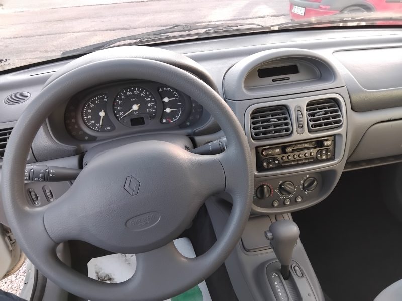 RENAULT CLIO II 1998