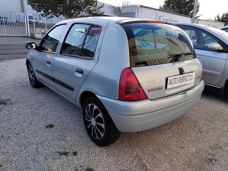 RENAULT CLIO II 1998