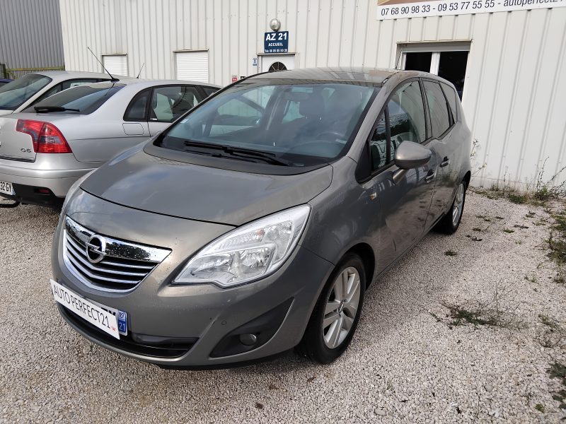 OPEL MERIVA 2011