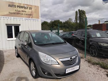 OPEL MERIVA 2011