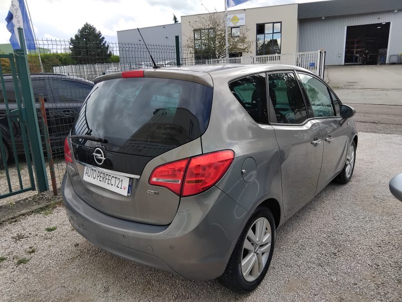 OPEL MERIVA 2011