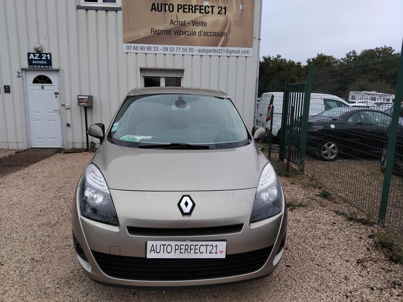 RENAULT MEGANE SCENIC 2010