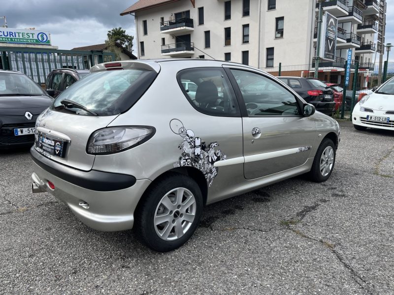 PEUGEOT 206 1.4 75CV JBL