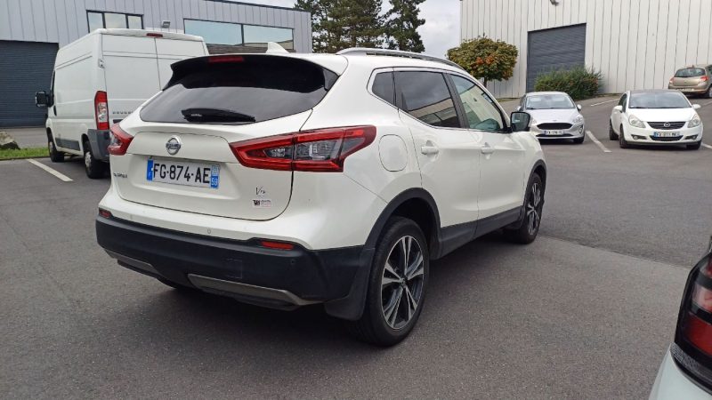 NISSAN QASHQAI 2019