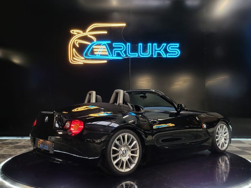 BMW Z4 Roadster E85 3.0i 231cv 6 Cylindres BVM6 ETAT PROCHE DU NEUF / SUIVI COMPLET / COLLECTOR