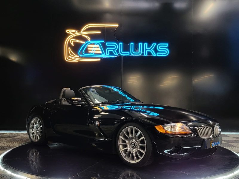 BMW Z4 Roadster E85 3.0i 231cv 6 Cylindres BVM6 ETAT PROCHE DU NEUF / SUIVI COMPLET / COLLECTOR