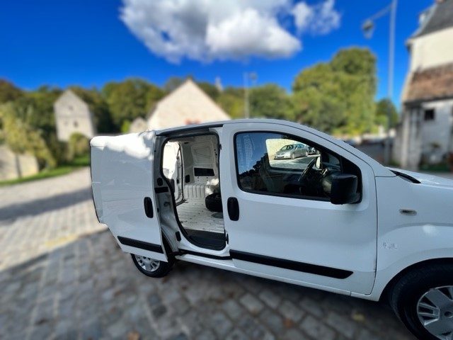 FIAT FIORINO GPS / BOITE AUTO / NEMO / CLIMATISATION