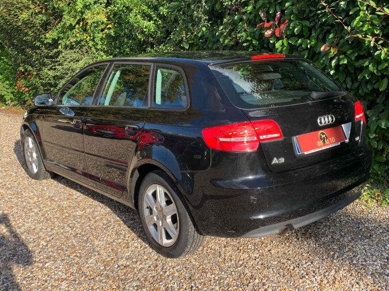 AUDI A3 2010 Sportback 1.6 TDI (90Ch)