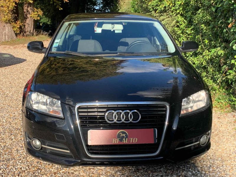 AUDI A3 2010 Sportback 1.6 TDI (90Ch)