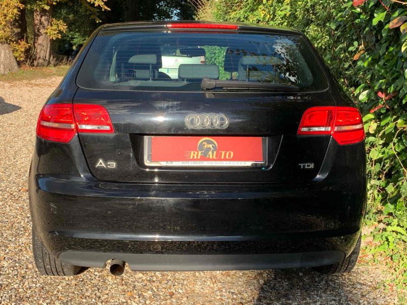 AUDI A3 2010 Sportback 1.6 TDI (90Ch)