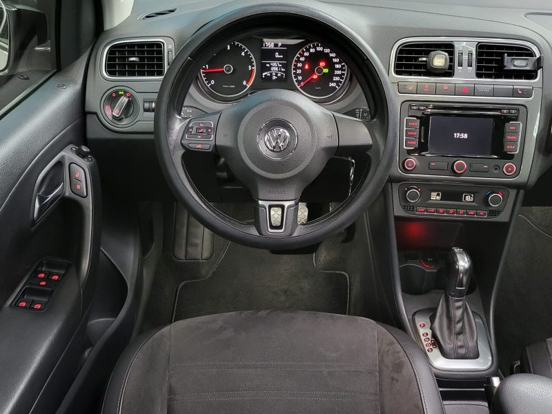 VOLKSWAGEN POLO V 1.6 TDI 90cv R-Line Boîte Auto DSG7