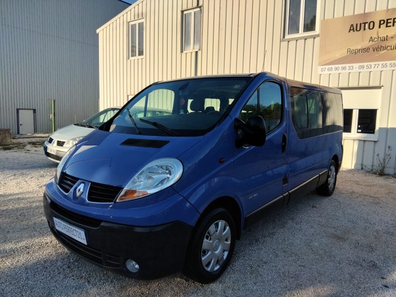 RENAULT TRAFIC 2006