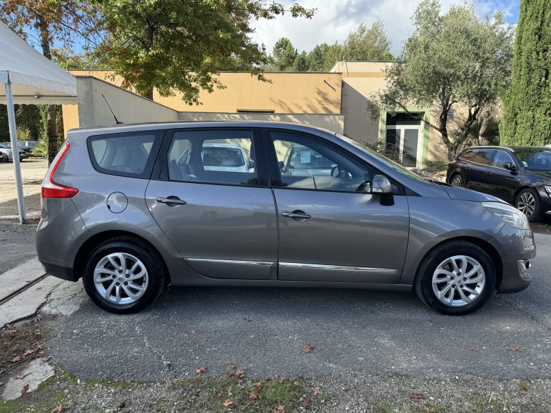 RENAULT GRAND SCENIC DCI 110 DYNAMIQUE 7 PLACES