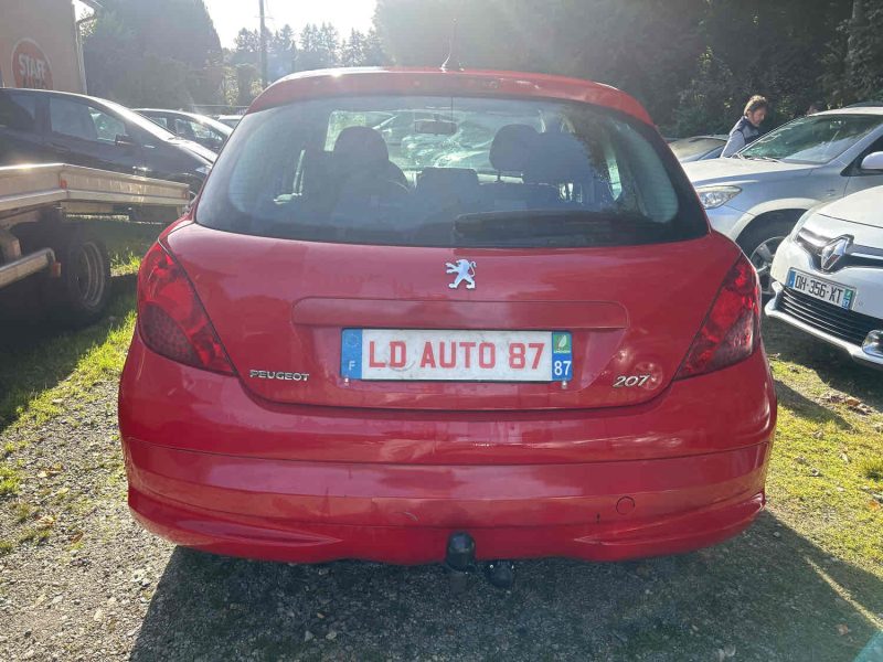 PEUGEOT 207 2009