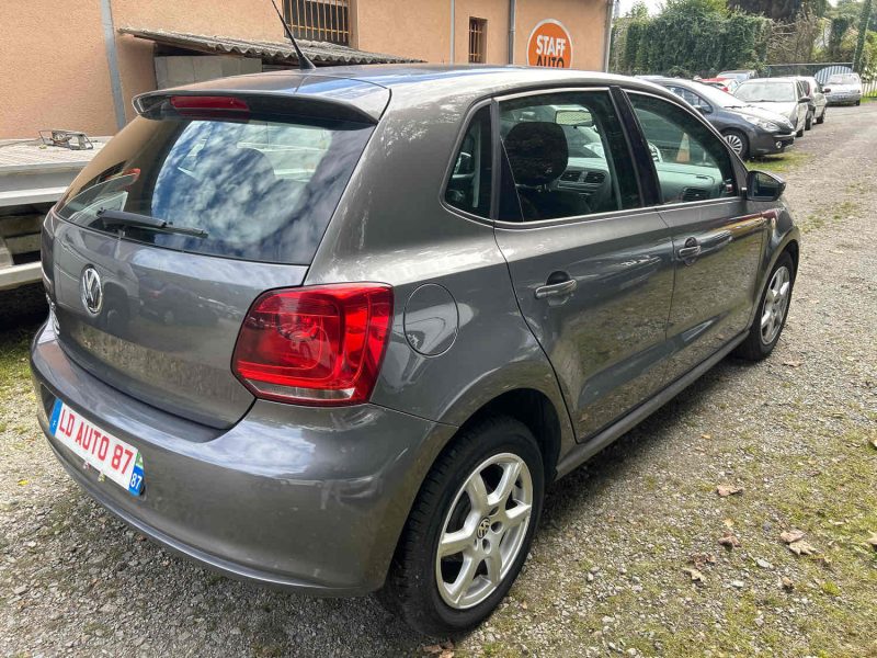 VOLKSWAGEN POLO V 2013