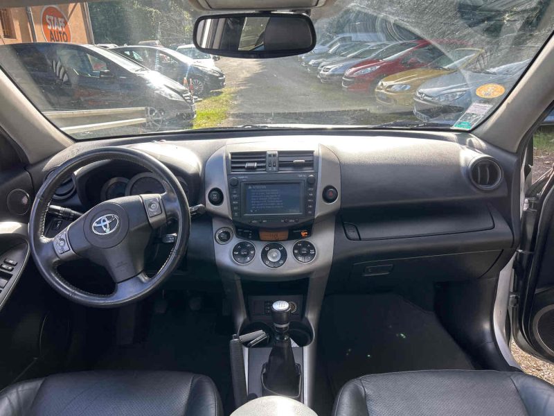 TOYOTA RAV 4 III 2008