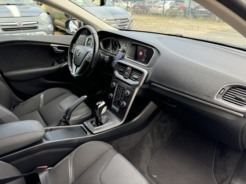 VOLVO V40 D3 150CV ITEK EDITION