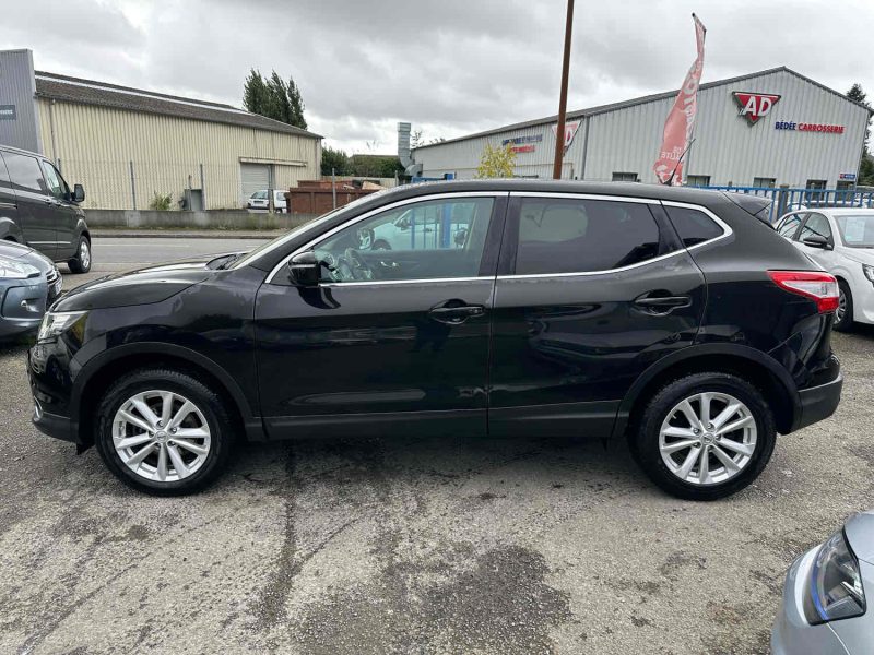 NISSAN QASHQAI 1.5 dCi 110 "CONNECT EDITION"