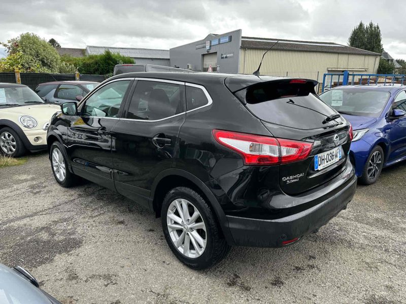 NISSAN QASHQAI 1.5 dCi 110 "CONNECT EDITION"