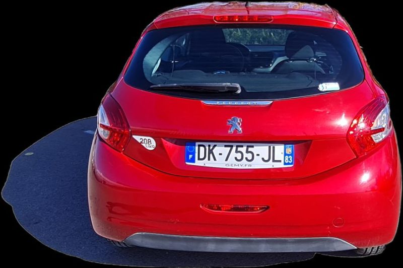 PEUGEOT 208 2014