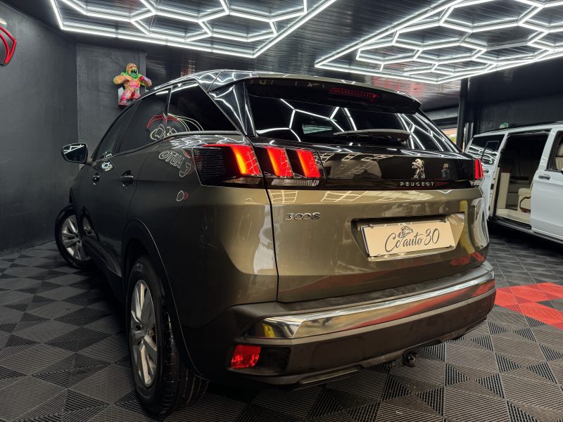 PEUGEOT 3008 2018